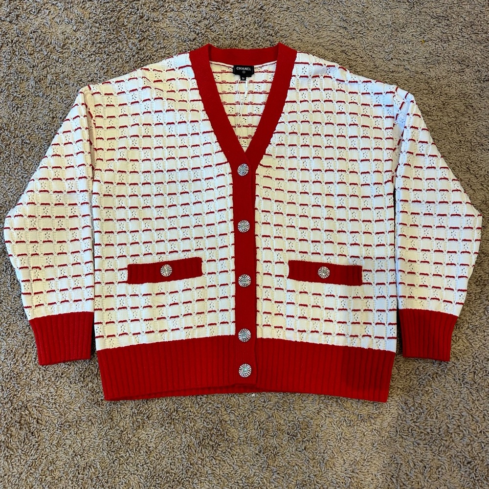 Red & White Chanel Cardigan size 36 small fits more like a medium. - Picture 3 of 9
